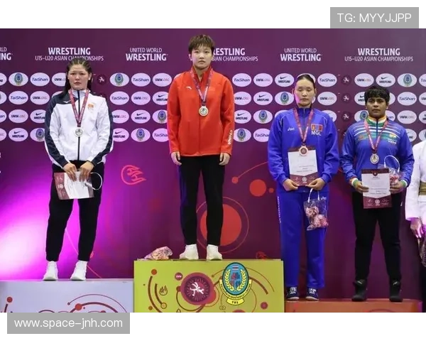 亚洲综合格斗锦标赛女子比赛精彩纷呈,中国选手表现获肯定