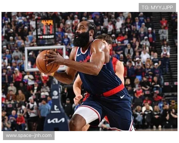 快船六连胜秘诀，哈登祖巴茨挡拆威力